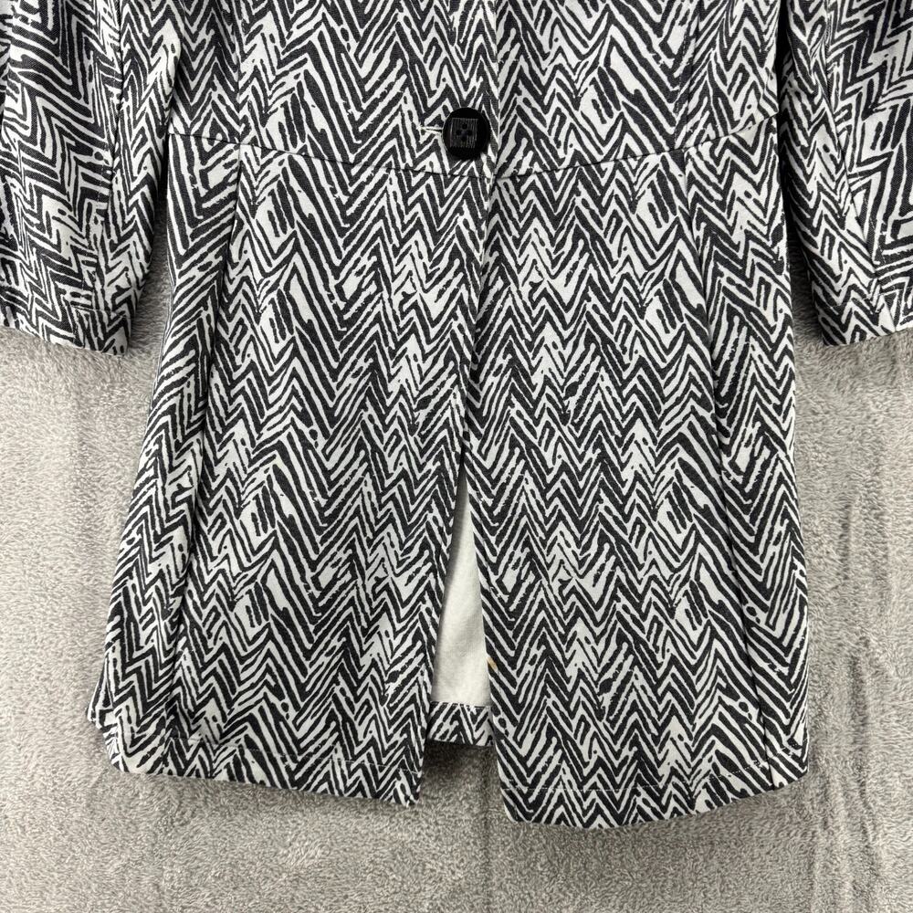 Cabi Jacket XS Gray Striped Zebra Zigzag Ponte Button Up Long 3/4 Sleeve Crew - Picture 4 of 16